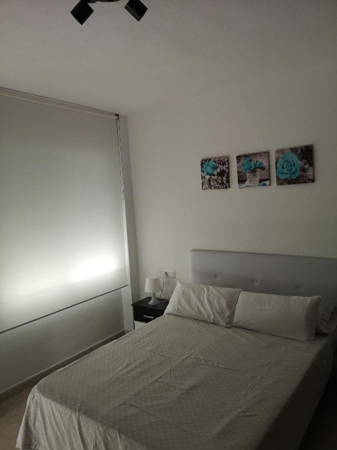 Apartamento 60 M2 En La Playa Torre de Benagalbon Exterior photo